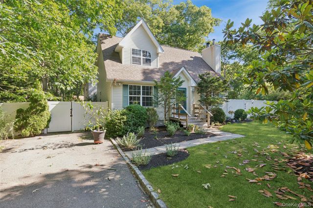 32 Atlantic Avenue, Hampton Bays, NY 11946