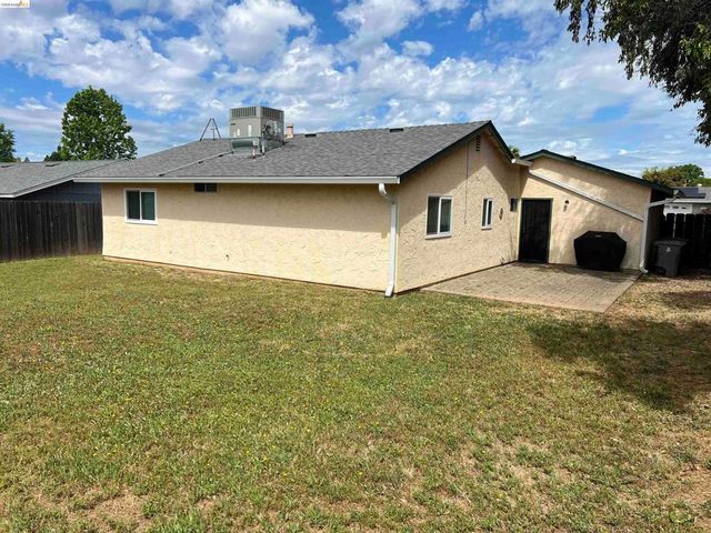 2344 Via Canela, Oroville, CA 95966