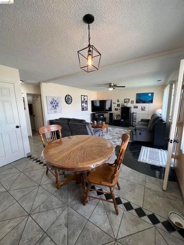 2344 Via Canela, Oroville, CA 95966