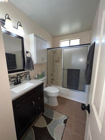 2344 Via Canela, Oroville, CA 95966