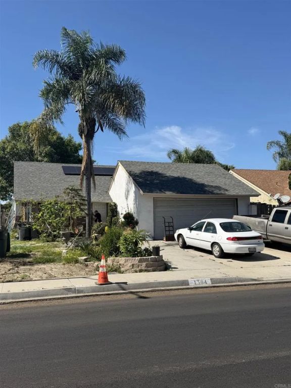 1364 Bobolink Dr., Vista, CA 92083