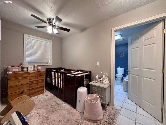 169 W CHESTNUT St, Union, OR 97883