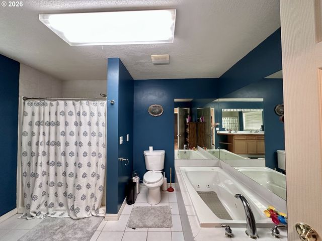 169 W CHESTNUT St, Union, OR 97883