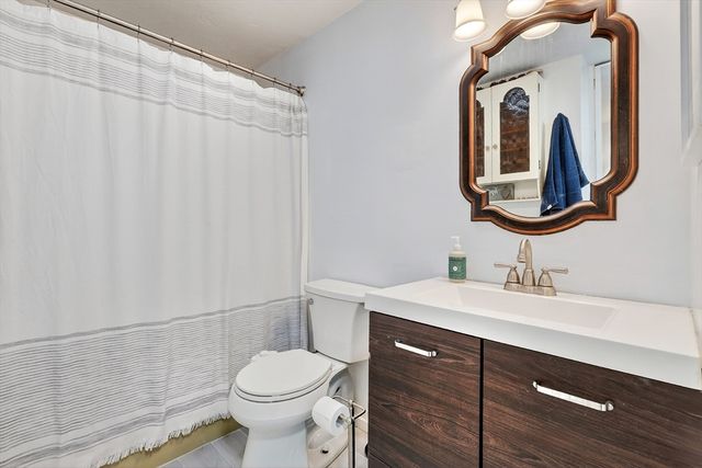 25 Rockland St 4, Boston, MA 02132