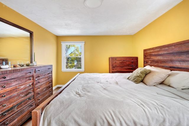 25 Rockland St 4, Boston, MA 02132