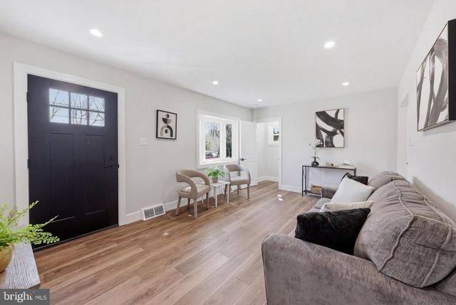 1037 FERN AVE, Glendora, NJ 08029