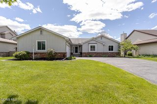 556 Thackeray Road, Maumee, OH 43537