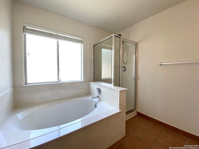 16511 CABALLO VALLEY, Selma, TX 78154