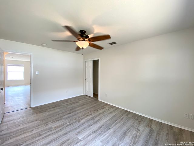 16511 CABALLO VALLEY, Selma, TX 78154