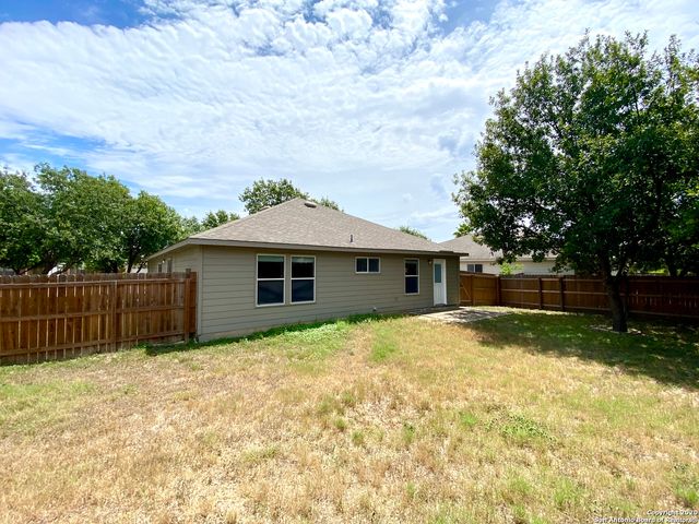 16511 CABALLO VALLEY, Selma, TX 78154