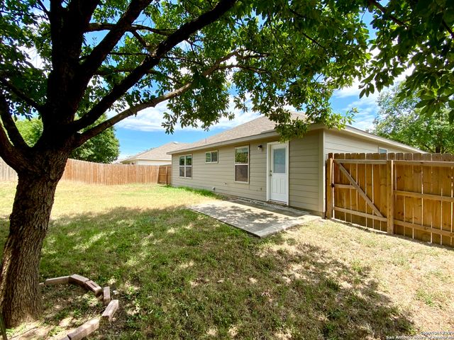 16511 CABALLO VALLEY, Selma, TX 78154
