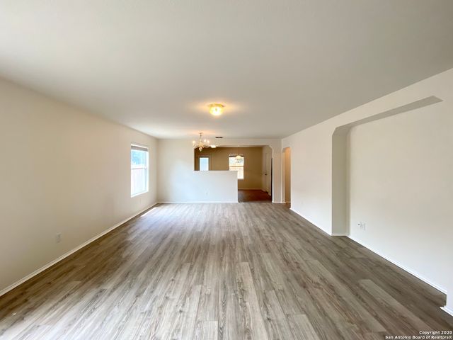 16511 CABALLO VALLEY, Selma, TX 78154