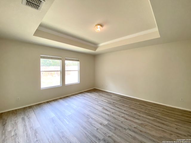 16511 CABALLO VALLEY, Selma, TX 78154