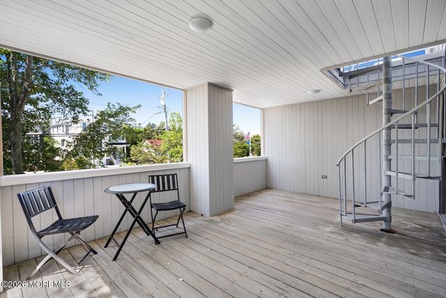 9 W 22nd Street, Barnegat Light, NJ 08006