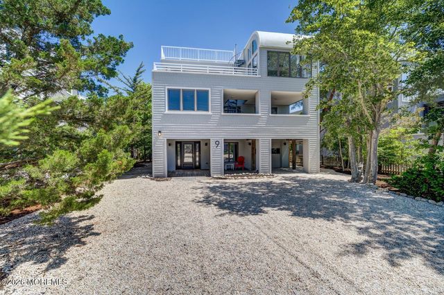 9 W 22nd Street, Barnegat Light, NJ 08006