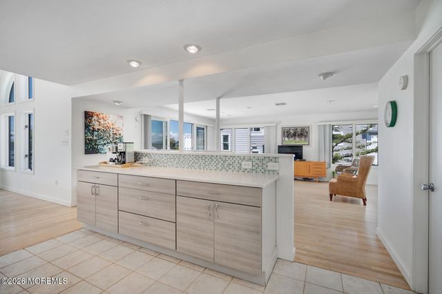 9 W 22nd Street, Barnegat Light, NJ 08006