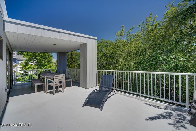 9 W 22nd Street, Barnegat Light, NJ 08006