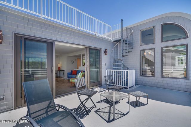 9 W 22nd Street, Barnegat Light, NJ 08006
