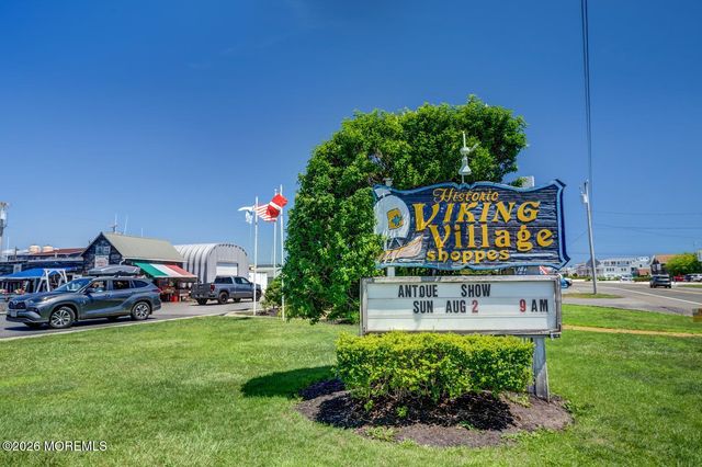 9 W 22nd Street, Barnegat Light, NJ 08006