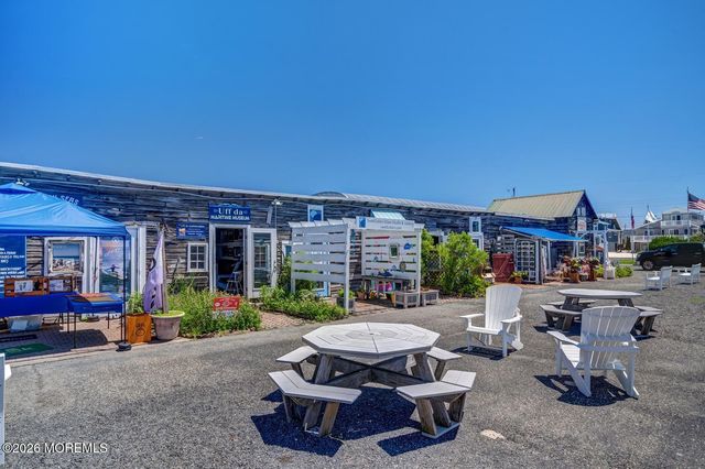 9 W 22nd Street, Barnegat Light, NJ 08006
