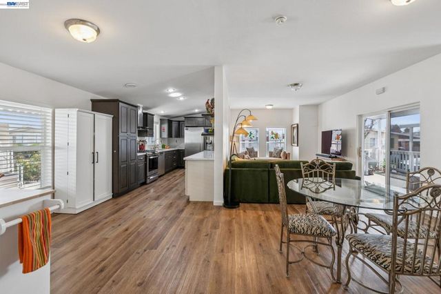 29341 Sandburg Way, Hayward, CA 94544