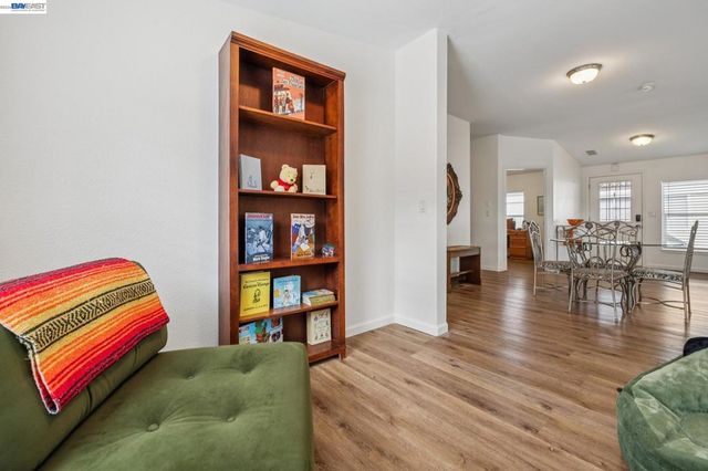 29341 Sandburg Way, Hayward, CA 94544