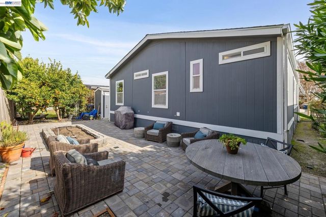 29341 Sandburg Way, Hayward, CA 94544