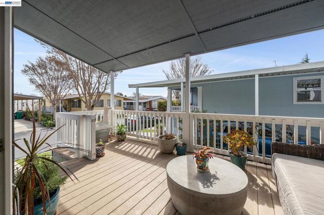 29341 Sandburg Way, Hayward, CA 94544