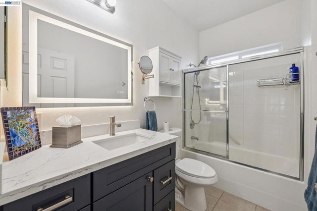 29341 Sandburg Way, Hayward, CA 94544