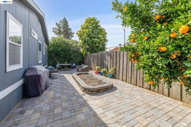 29341 Sandburg Way, Hayward, CA 94544
