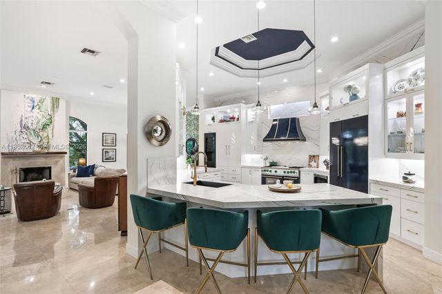 10502 Kestrel St, Plantation, FL 33324