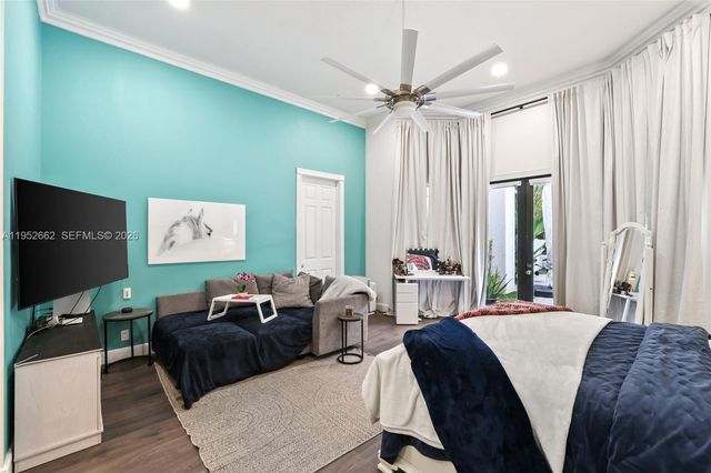 10502 Kestrel St, Plantation, FL 33324