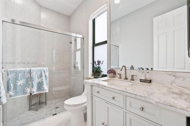 10502 Kestrel St, Plantation, FL 33324