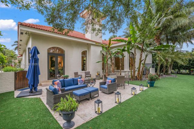 10502 Kestrel St, Plantation, FL 33324