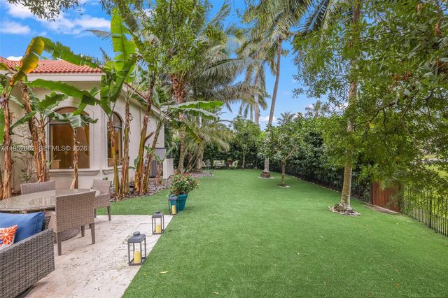 10502 Kestrel St, Plantation, FL 33324