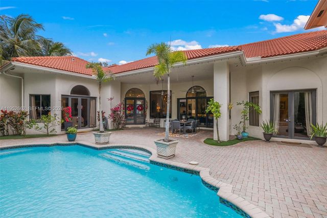 10502 Kestrel St, Plantation, FL 33324