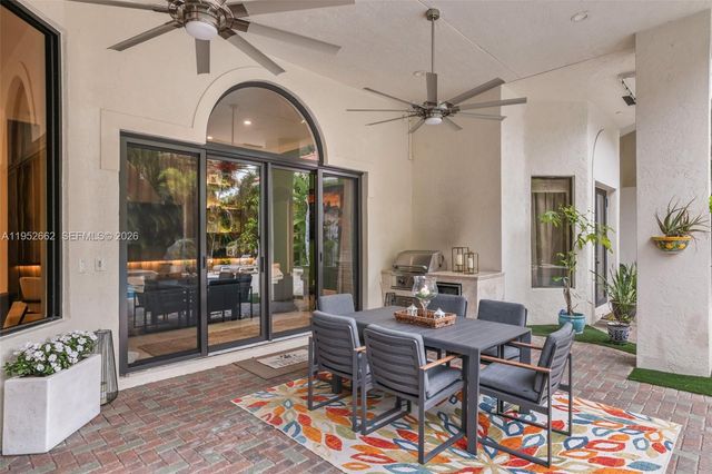 10502 Kestrel St, Plantation, FL 33324