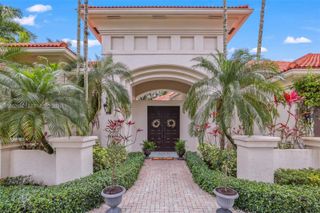 10502 Kestrel St, Plantation, FL 33324