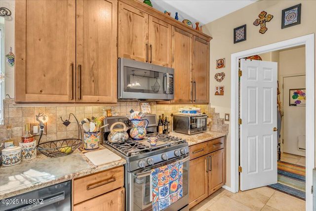 10914 S Sky Kristen Loop, Vail, AZ 85641