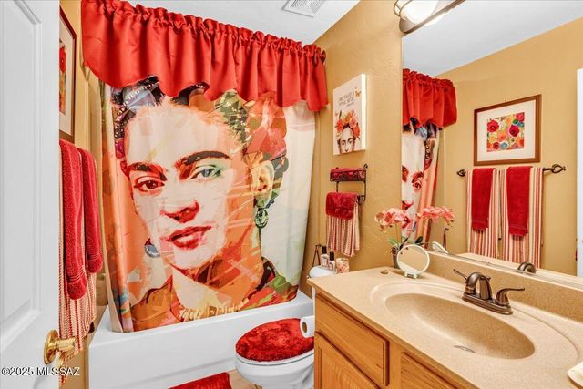 10914 S Sky Kristen Loop, Vail, AZ 85641