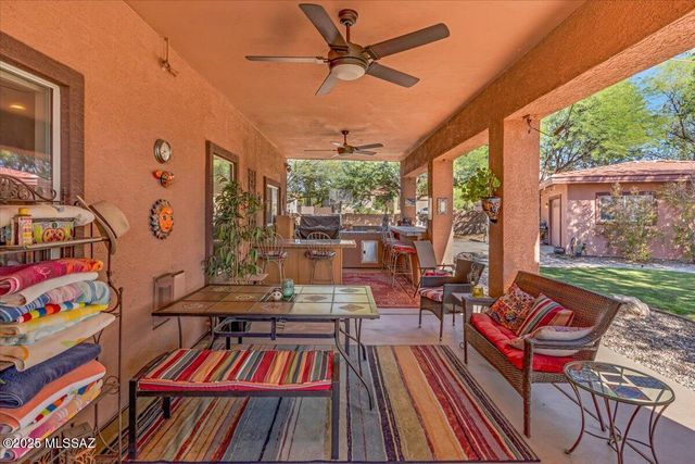 10914 S Sky Kristen Loop, Vail, AZ 85641