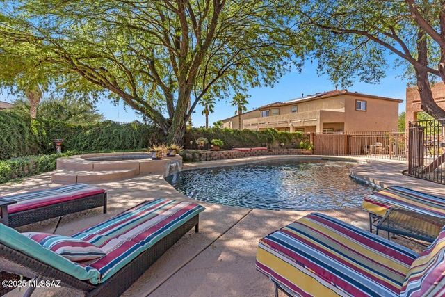 10914 S Sky Kristen Loop, Vail, AZ 85641