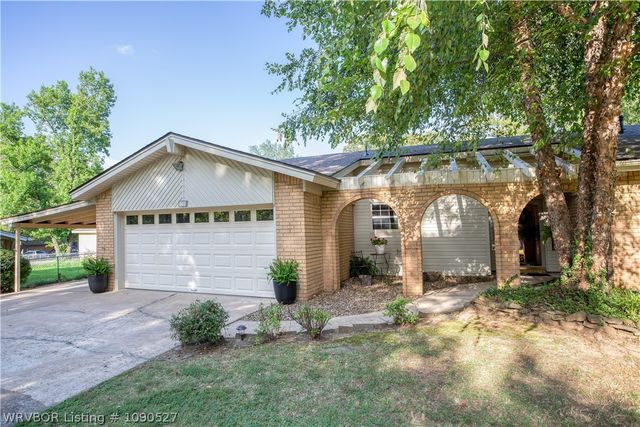 1308 6th Terrace, Barling, AR 72923