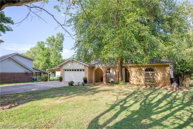 1308 6th Terrace, Barling, AR 72923