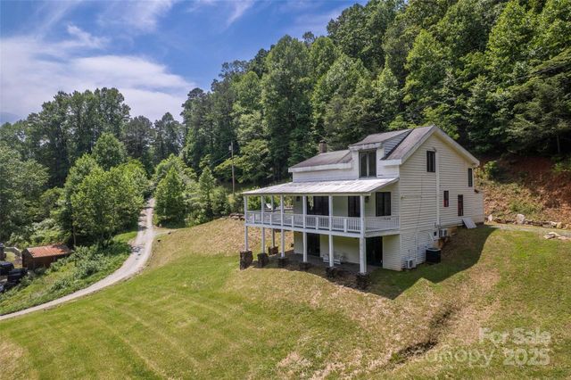 44 Moonlight Trail, Bryson City, NC 28713