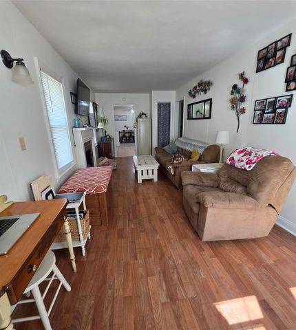 1372 W 32ND Street, Erie, PA 16508