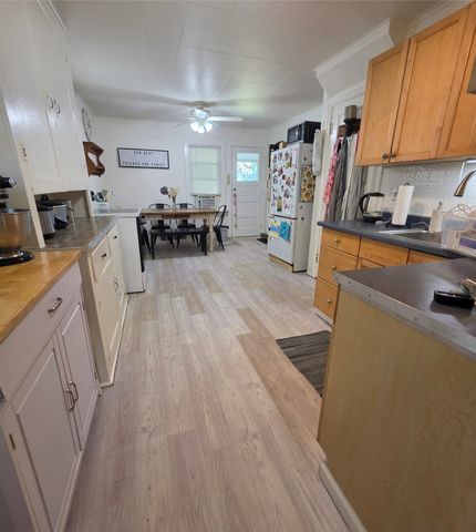 1372 W 32ND Street, Erie, PA 16508
