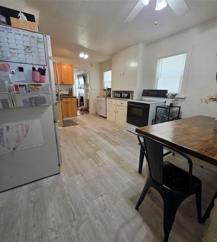 1372 W 32ND Street, Erie, PA 16508