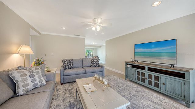 206 HOURGLASS WAY V10, Sarasota, FL 34242