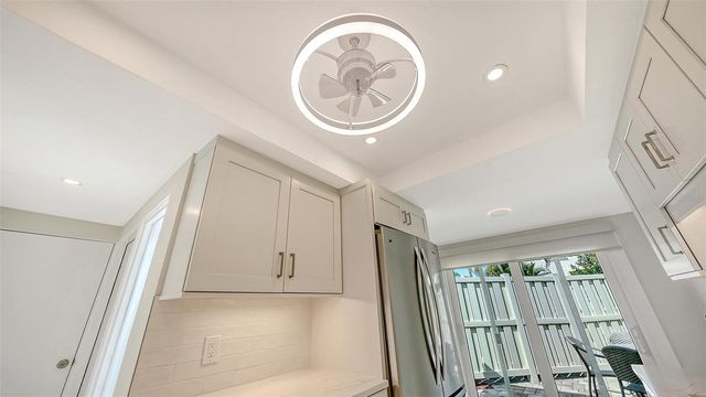 206 HOURGLASS WAY V10, Sarasota, FL 34242